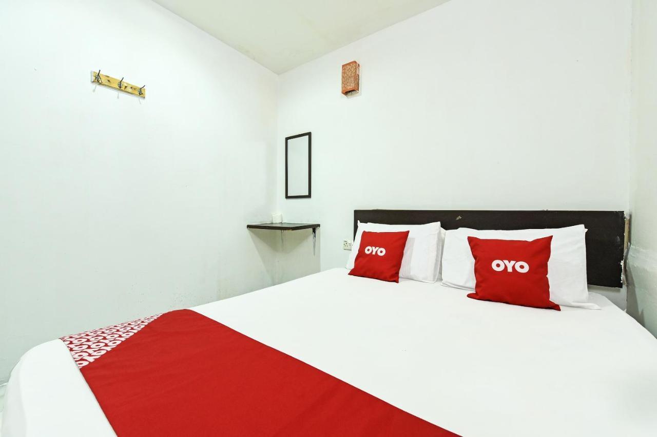 Oyo 90643 Gks Hotel